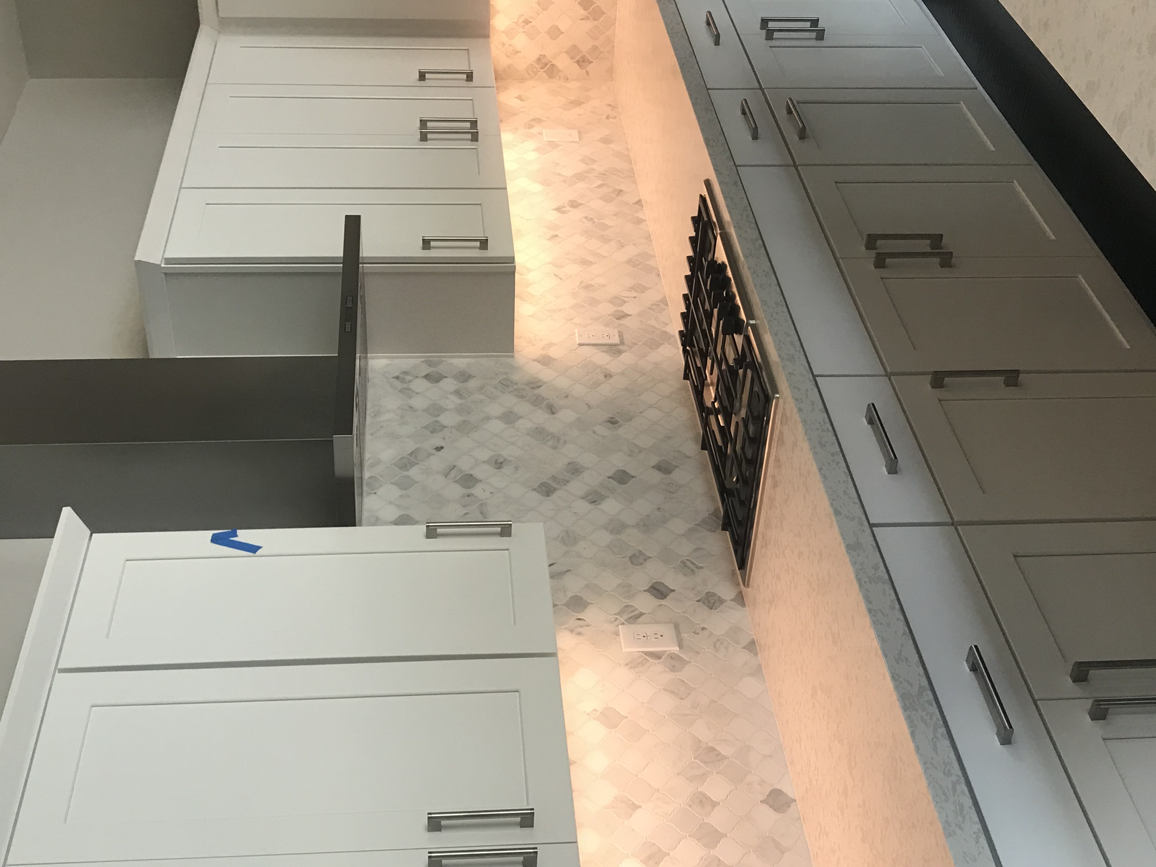 Kitchen tile wall installation